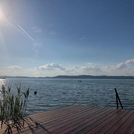 Sunny Private Beach 巴拉通雷勒 外观 照片